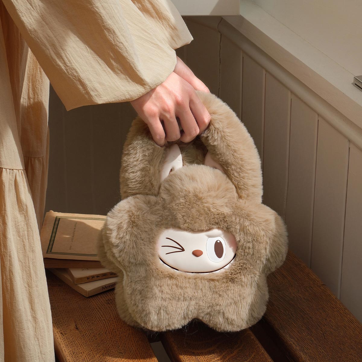 THE MONSTERS - Classic Series - Plush Flower Bag